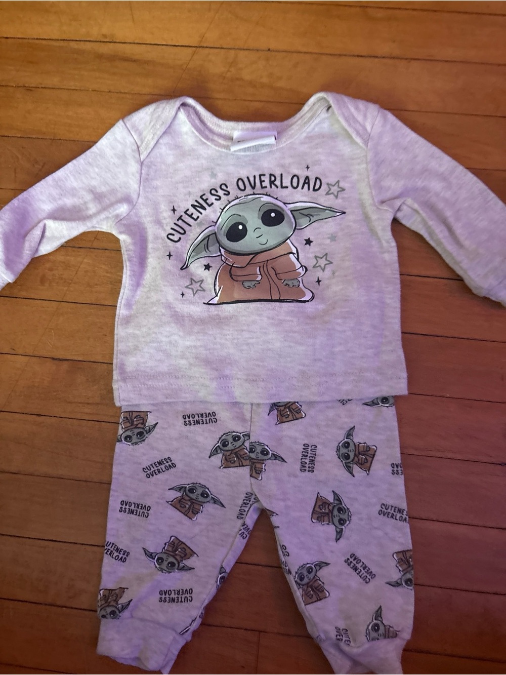 Star Wars Grogu Pajama Set - Light Gray with Green Accent